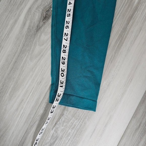 Gymshark Workout Leggings Sz M turquoise green - Picture 11 of 13
